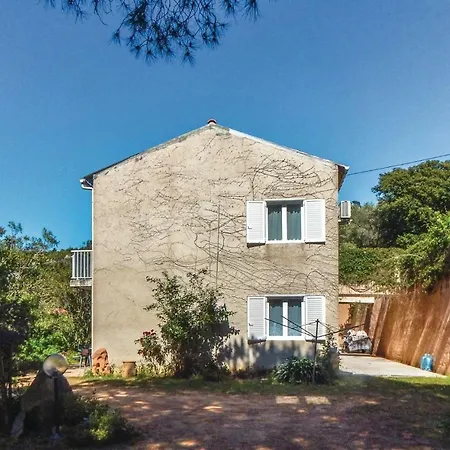 Two-bedroom In Lägenhet