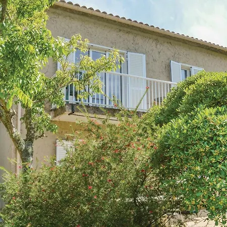 Two-bedroom In דירה Partinello